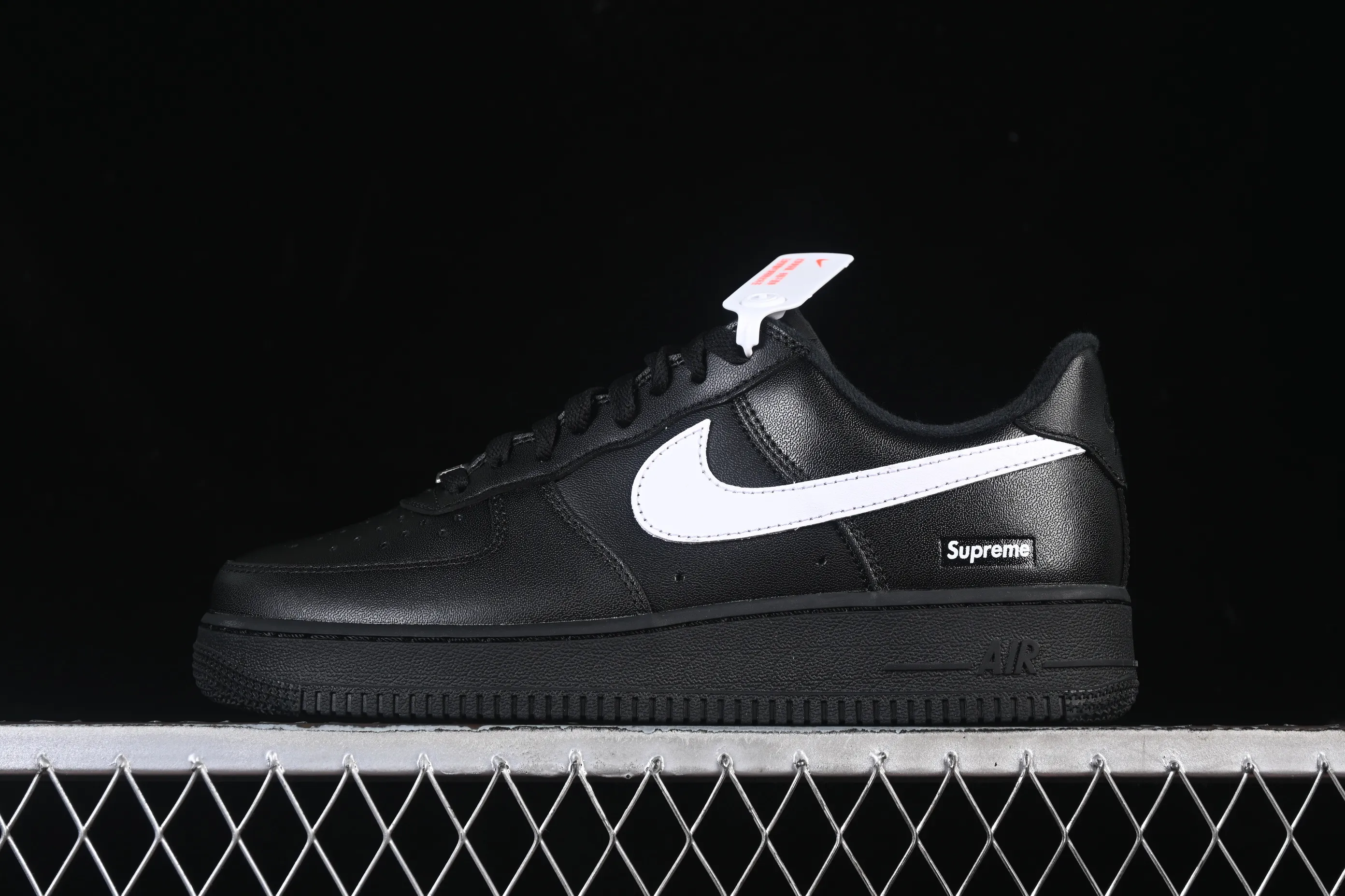 All categories Nk Air Force 1 Air Force series Nk Air Force 1 Low Air Force low-top Supreme x Nike Air Force 1'07 Low joint model Air Force 1 low-top casual sneakers CU9225-002